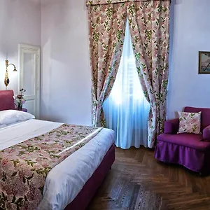La Bottega D'arte 3*, Carrara Italia